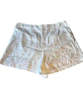 Universal Thread White Cotton Patch-Pocket Shorts